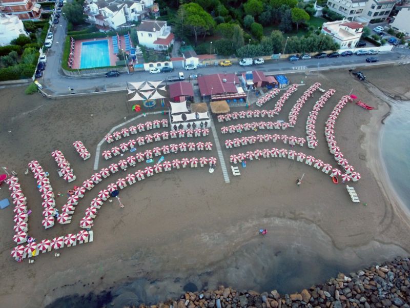 Stabilimento Balneare La Scogliera