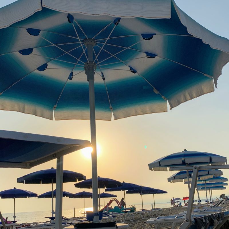 Blueout Stabilimento Balneare & Beach Bar
