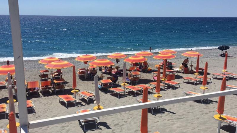 La Playa Del Sol