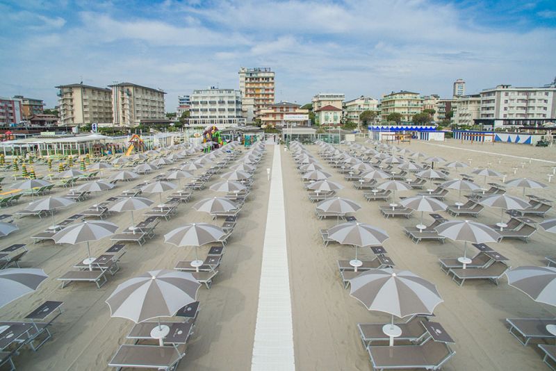 Globus Beach 255