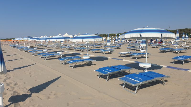 Lido 48 Beach