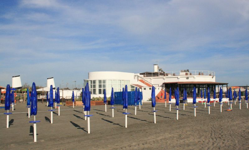 Stabilimento Balneare La Nave