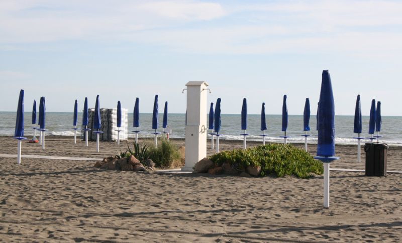 Stabilimento Balneare La Nave