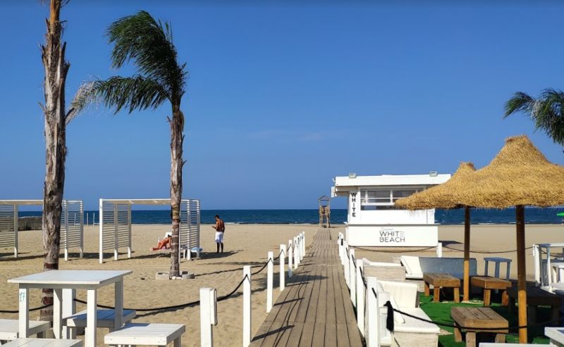 Summer White Beach