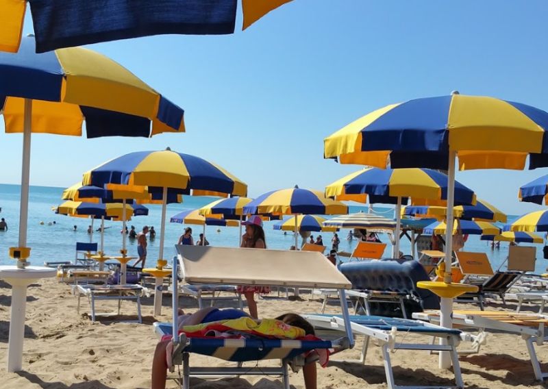 Lido Afrodite Beach