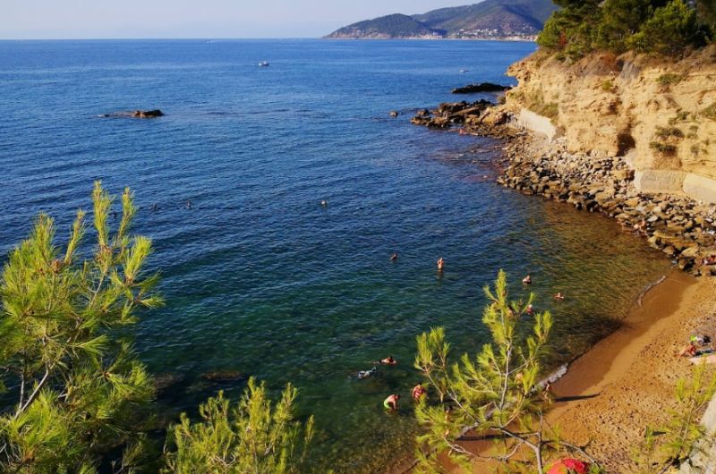 Spiaggia La Grotta (San Marco)
