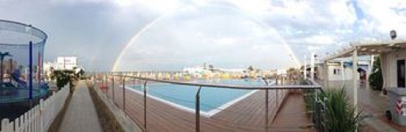 Calypso Beach 7