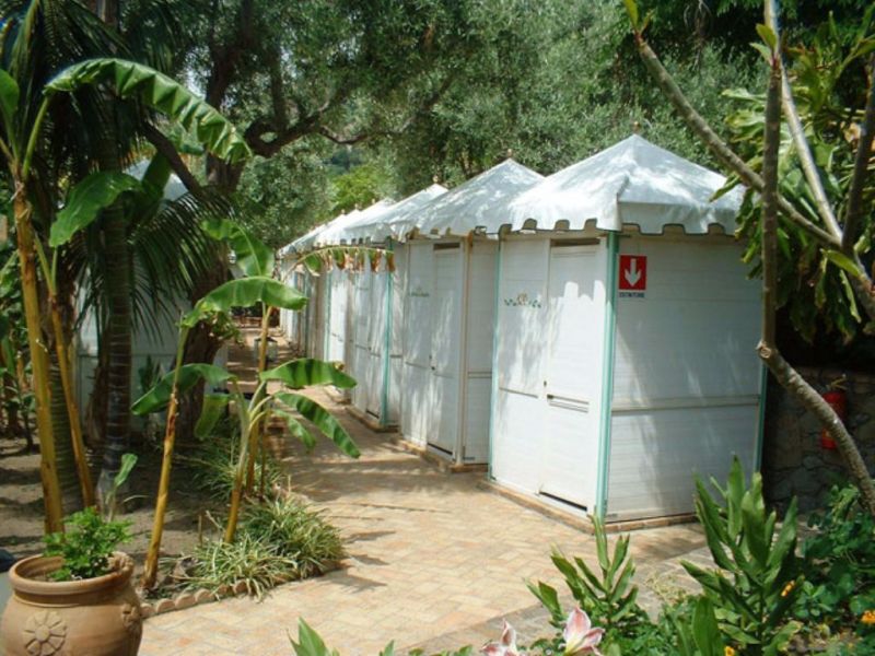 Paradise Beach Club