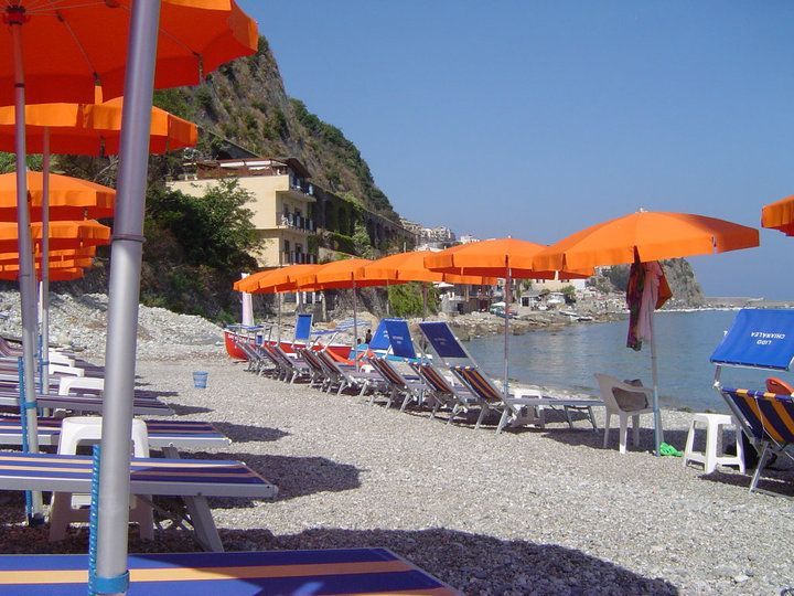 Cala Delle Feluche