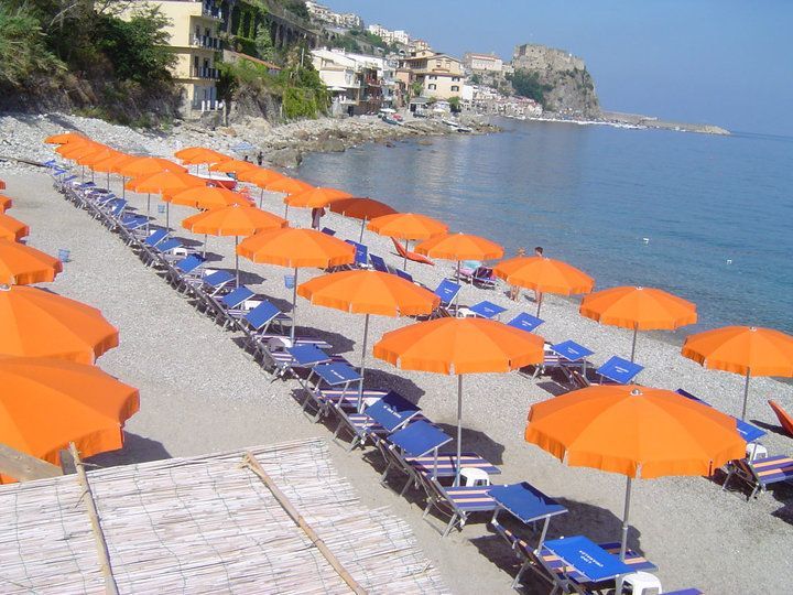 Cala Delle Feluche