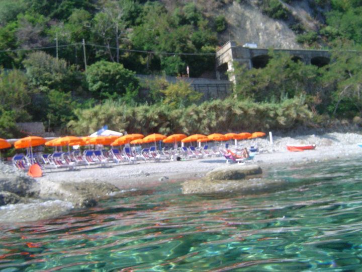 Cala Delle Feluche