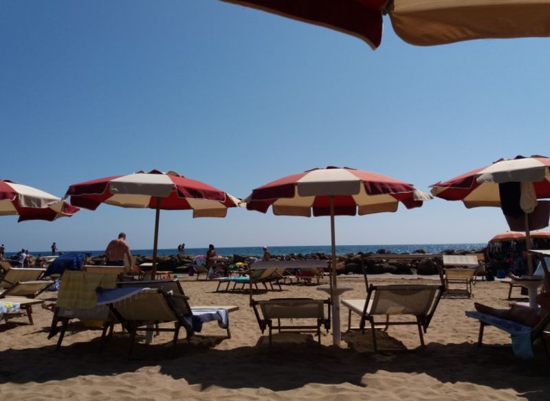 Stabilimento Balneare La Scogliera
