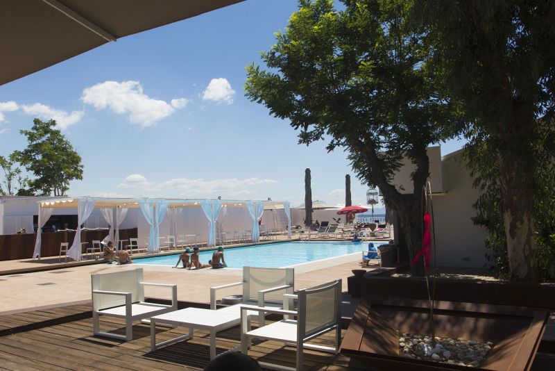 Lido Giardino Beach Resort