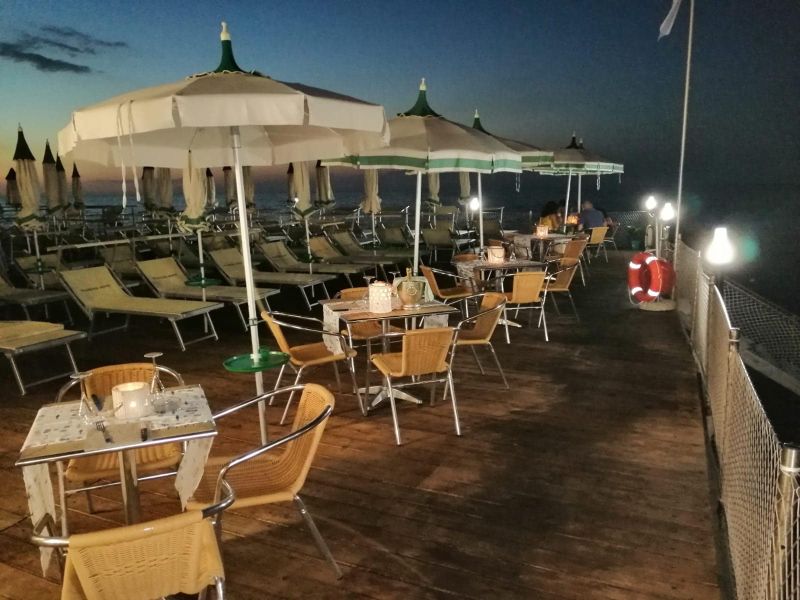 Granchio Verde WoodenBeach