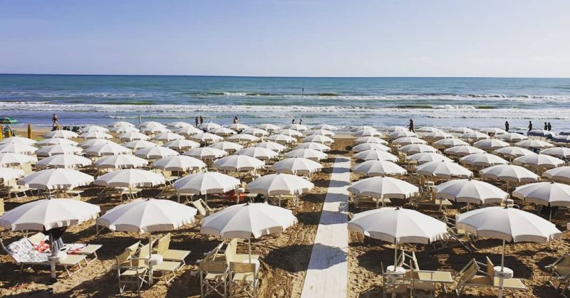 Stabilimento Balneare M48