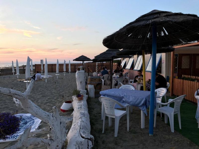 Stabilimento Ristorante Arcobaleno Beach