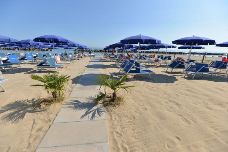 Hotel Caraibi - Bagni 3
