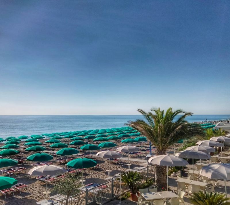 Spiaggia La Perla