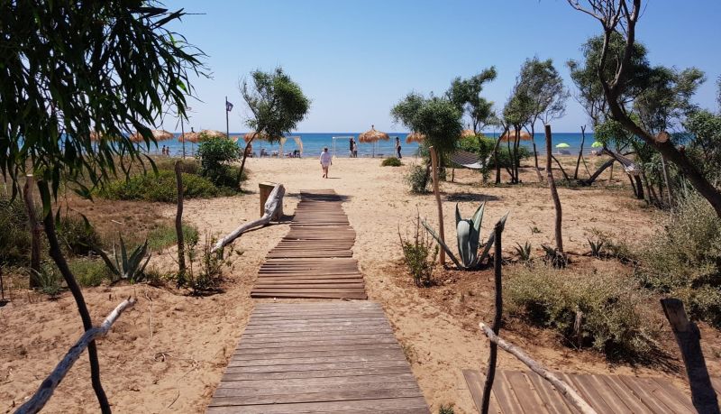 Marzà Beach Club