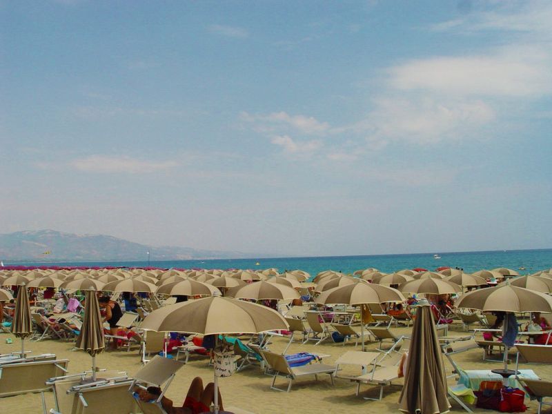 La Playa Del Sol