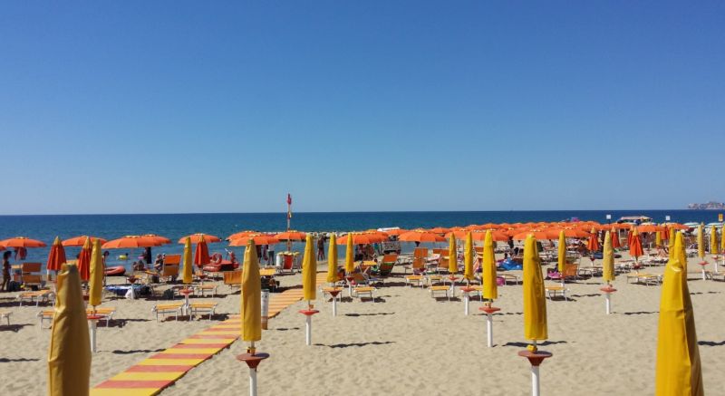 Lido Del Golfo