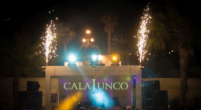 Calajunco Beach Club