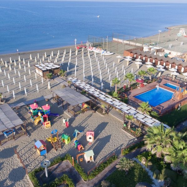 Tibidabo Beach