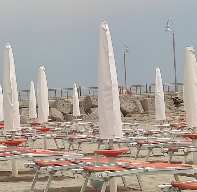 Bagno Molo Di Massari Valentina