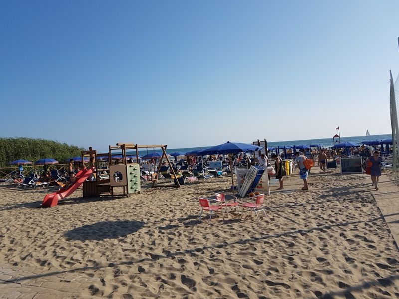 Lido Soleado Beach