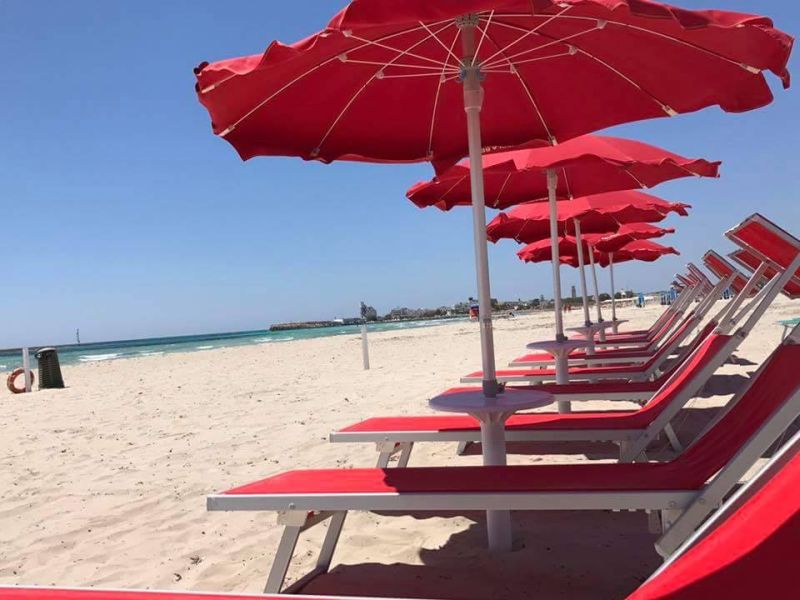 Lido Isola Beach
