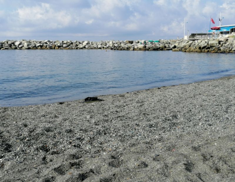 Spiaggia Libera Di Pegli