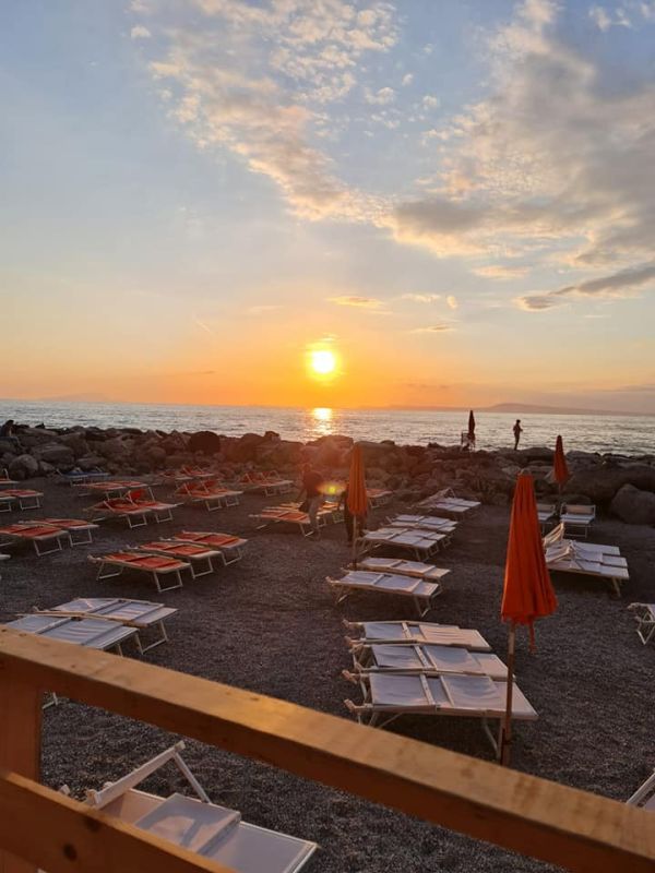 Rotonda Lounge Beach