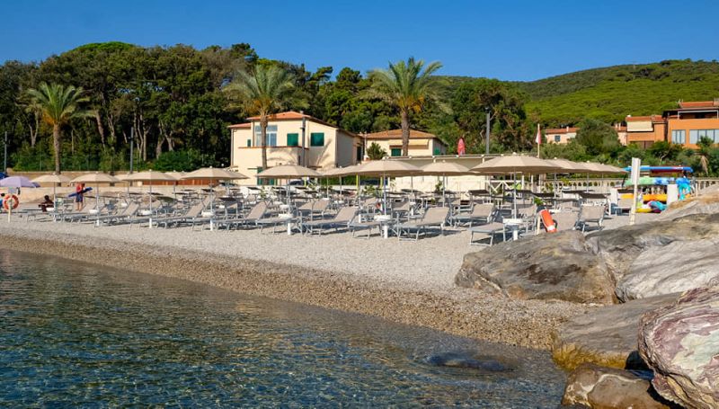 Cavo Bay
