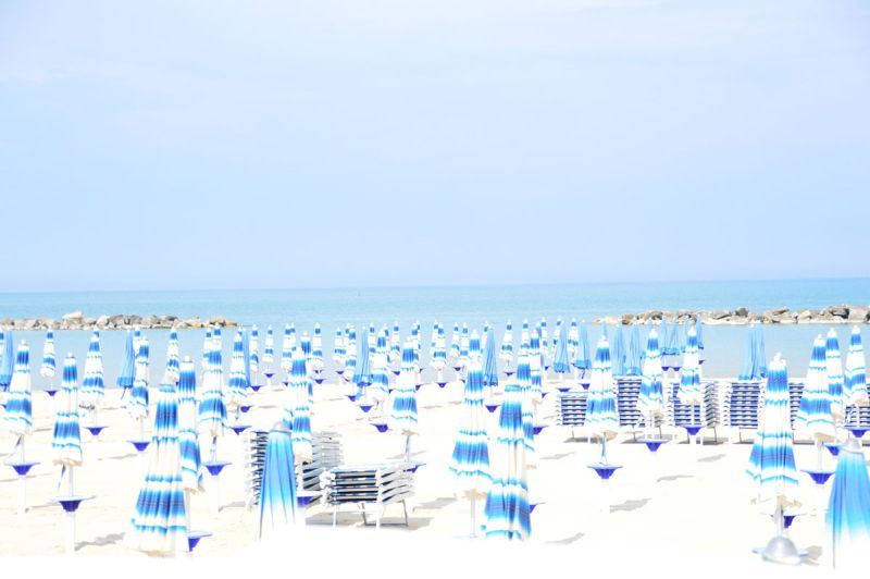 Chalet Sea Club