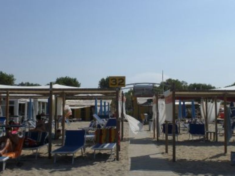 Spiaggia 32