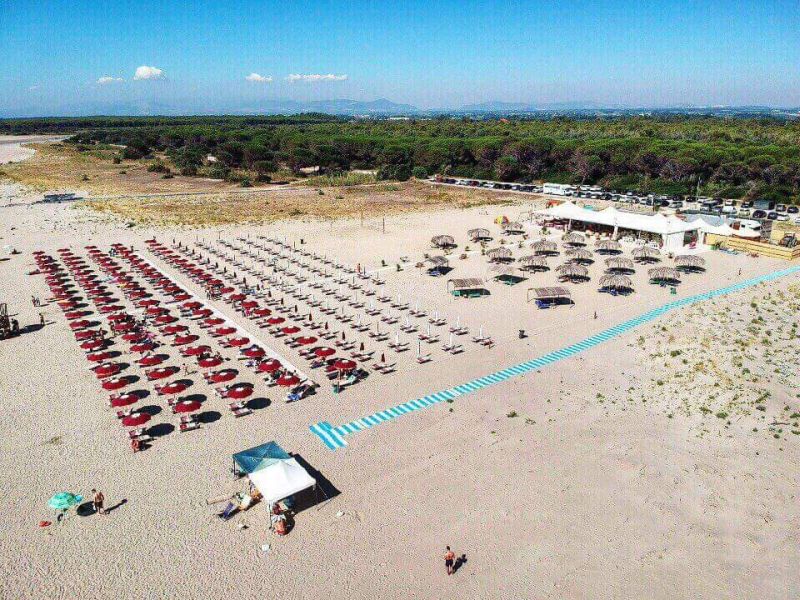 Farella Lounge Beach