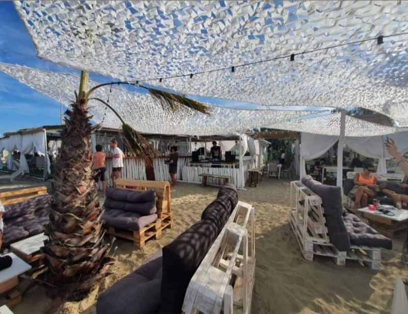 Jamaica Beach Bar Restaurant