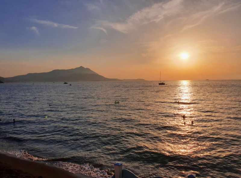 Spiaggia Libera Di Ciraccio