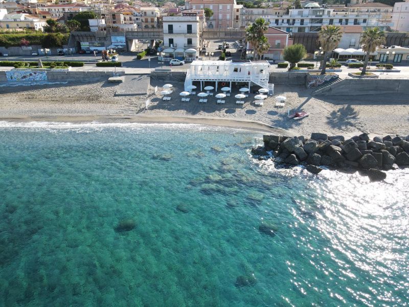 Malì Beach Club