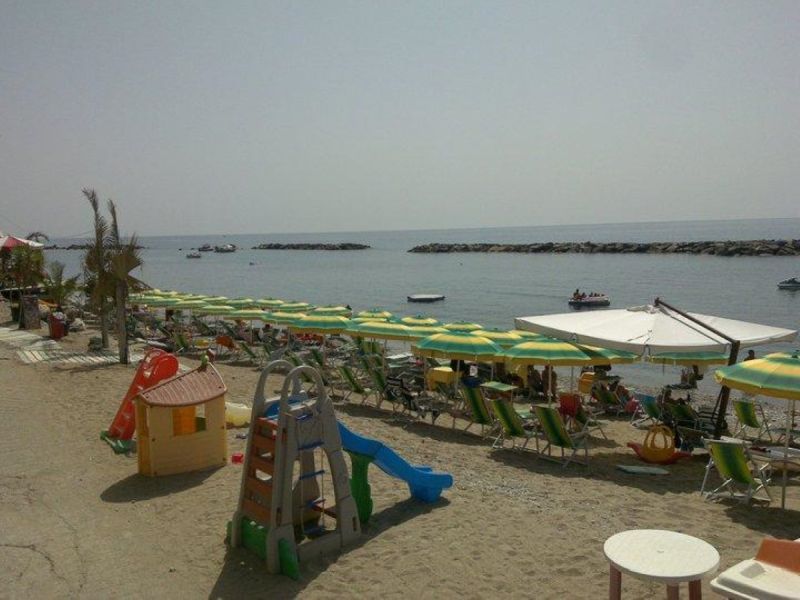 Il Bizzarro Beach Club