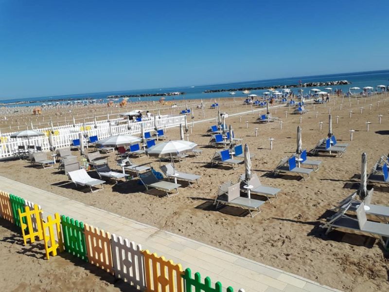 La Spiaggia Malu' 90-93