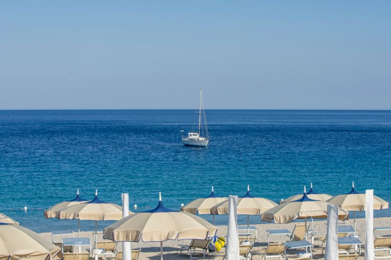 Marina Blu