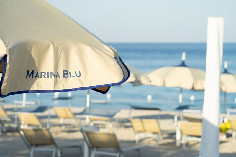 Marina Blu