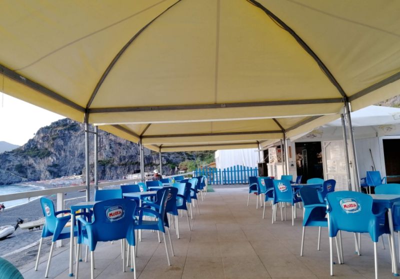 BiMax Beach Club