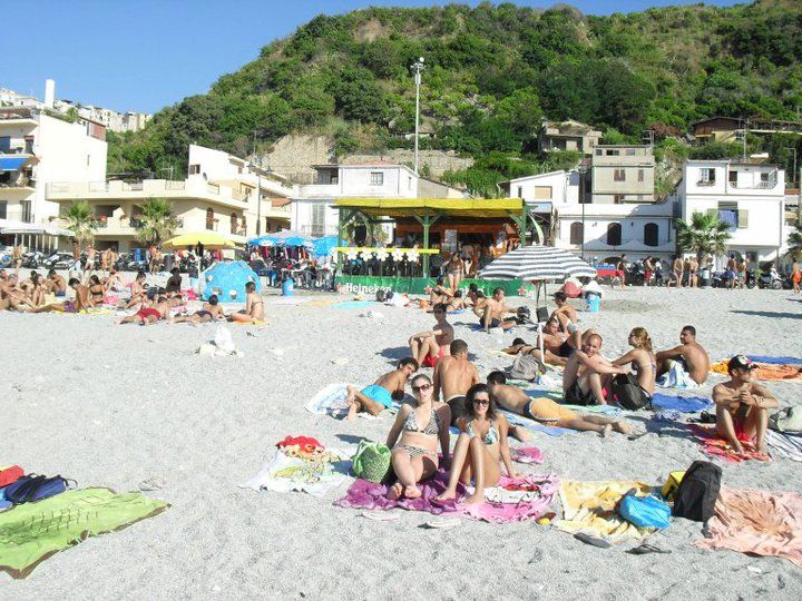 La Suerte Scilla Beach