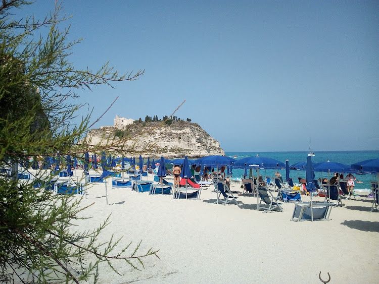 Lido S. Leonardo