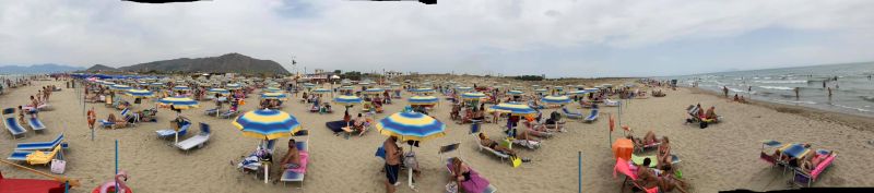 Lido Hawaii Beach Mondragone