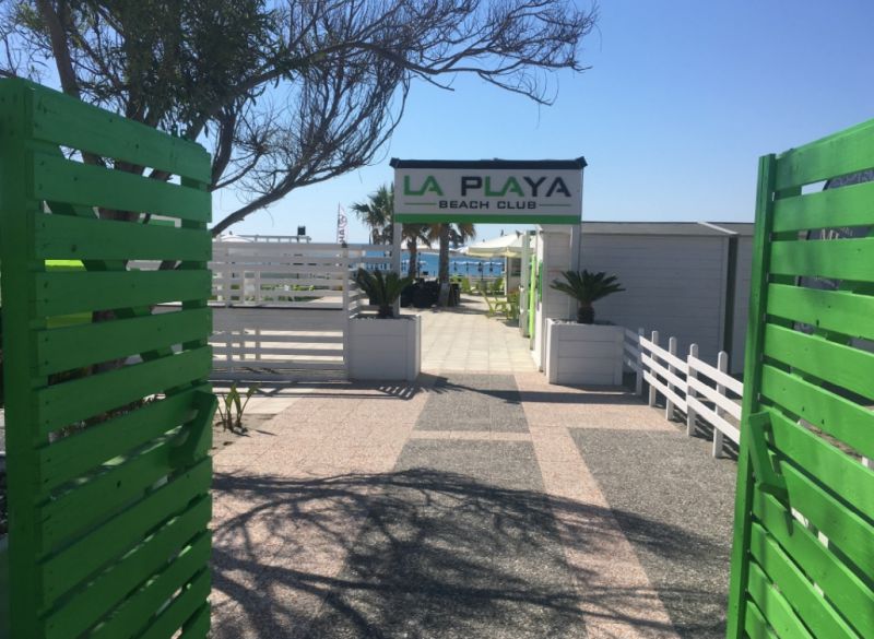 La Playa Beach Club