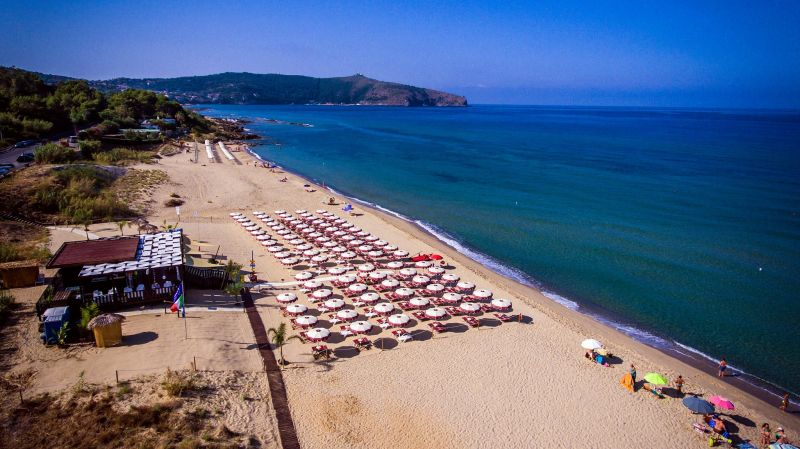 Sunset Beach Club