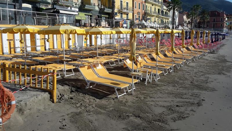 Alaxi Beach